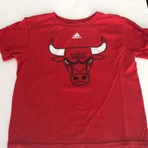 Adidas Chicago bulls shirt size 5/6
